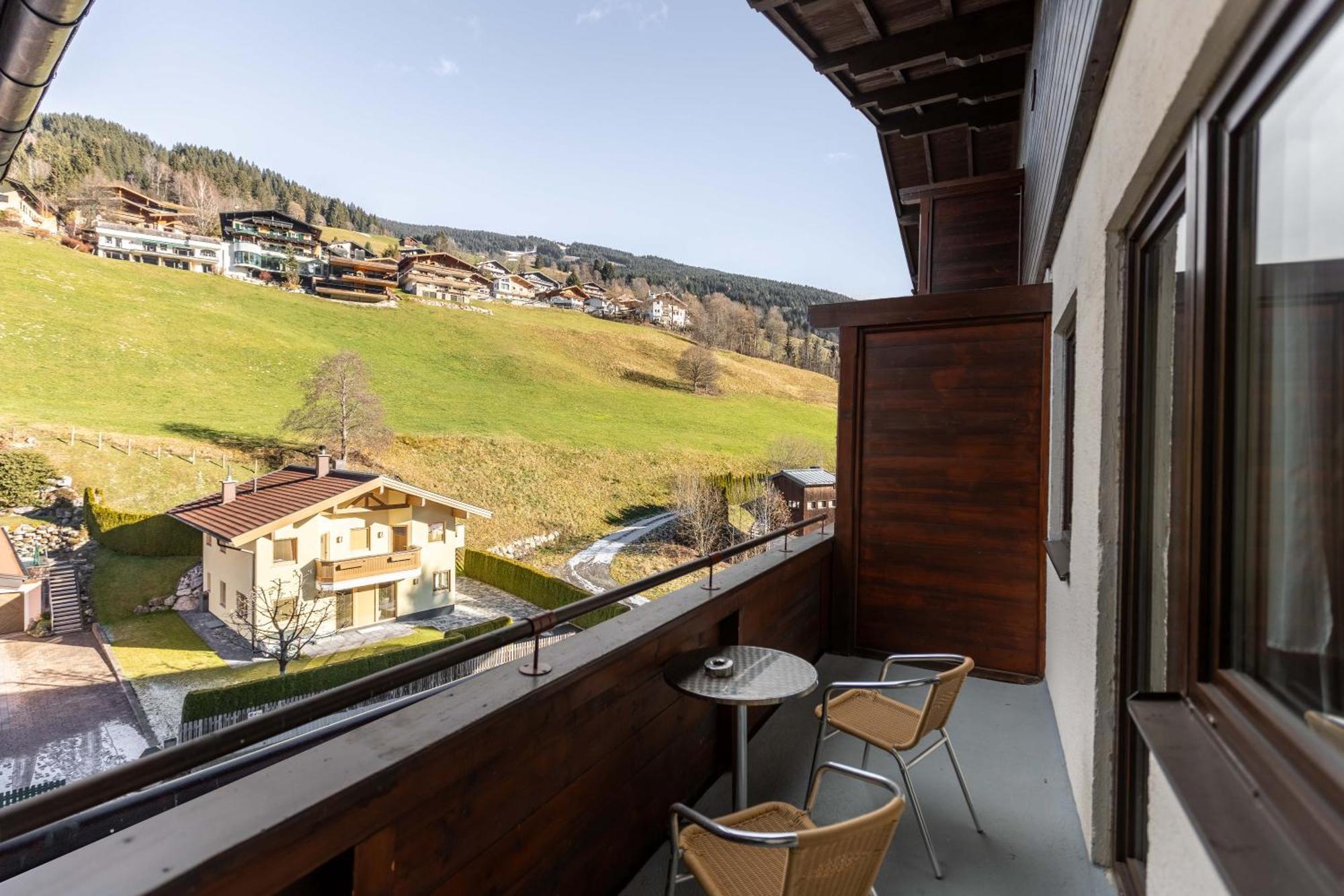 Appartement Ski & Bike Saalbach-Hinterglemm Exterior foto
